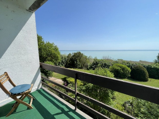 Eladó 36 nm-es Üdülő, nyaraló Balatonalmádi