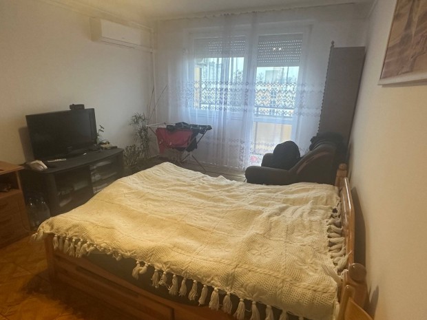 Elad� 37 nm2 lak�s Tisza�jv�ros �rp�d utc�n