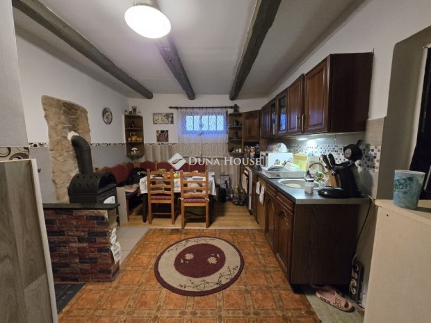 Elad� 37 nm-es h�z Z�k