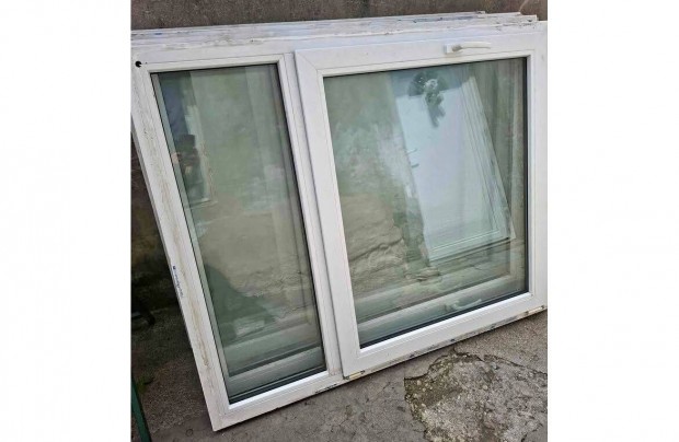 Eladó 3 db bontott bukó nyíló műanyag ablak 130x170