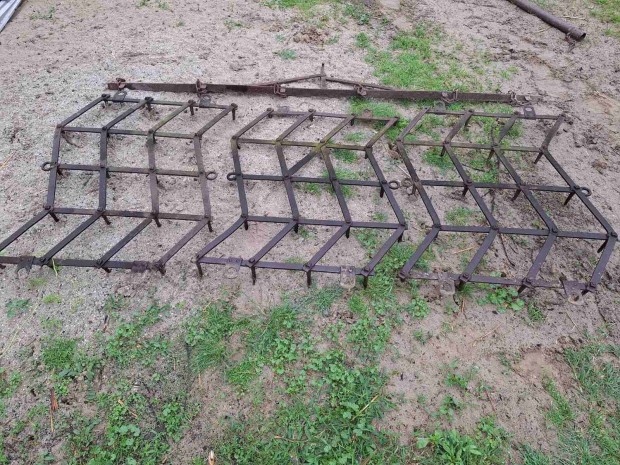 Eladó 3 levelű nehéz fogas húzóval - kb. 2,5 méter