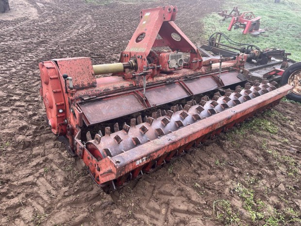 Elad� 3 m�teres talajmar� rototiller mtz traktor eke t�rcsa