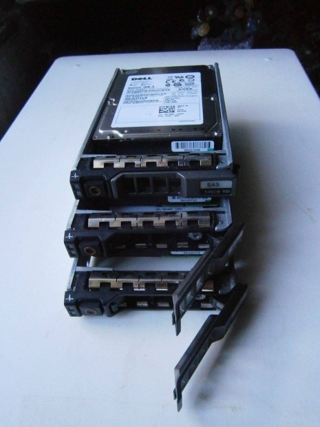 Elad 3db 2,5"-os hasznlt Dell SAS szerver merevlemez