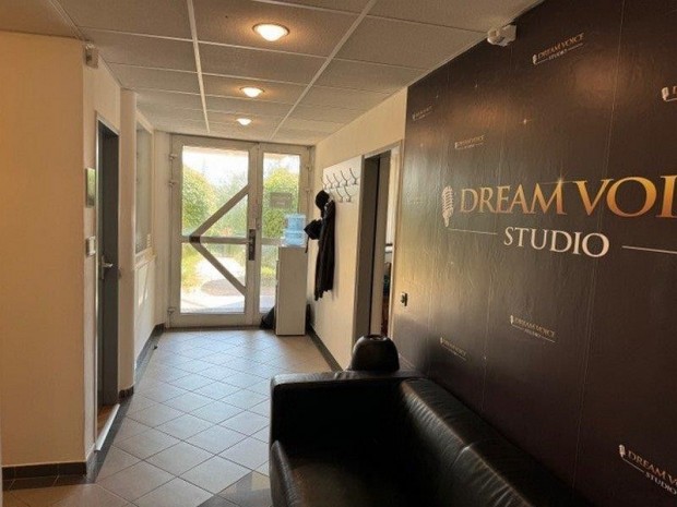 Elad� 400 nm-es Azonnali iroda Budapest XII. ker�let