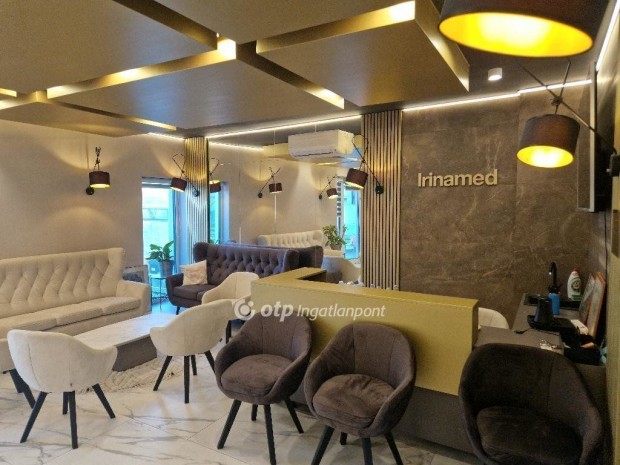 Elad� 400 nm-es h�z Ny�regyh�za