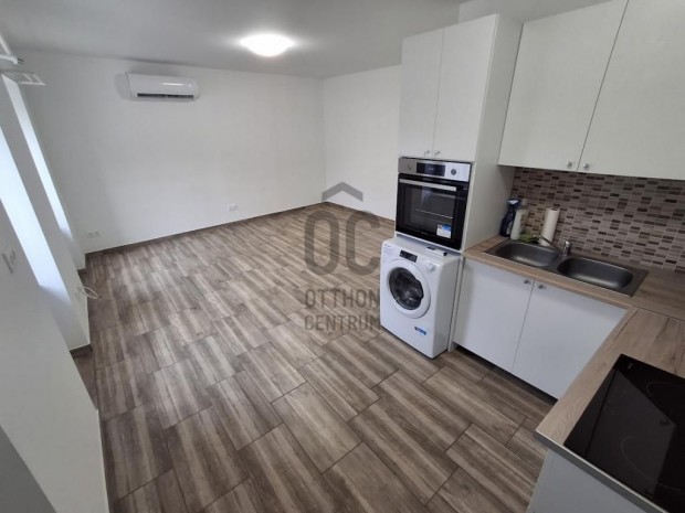 Elad� 40 nm-es h�z Cegl�d