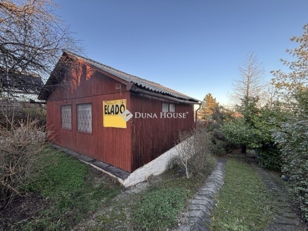 Elad� 42 nm-es h�z Erd�kertes