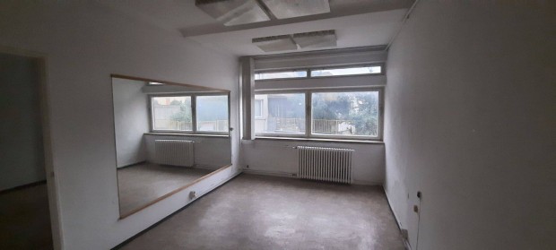 Elad 43 m2 iroda Szombathely belvrosban