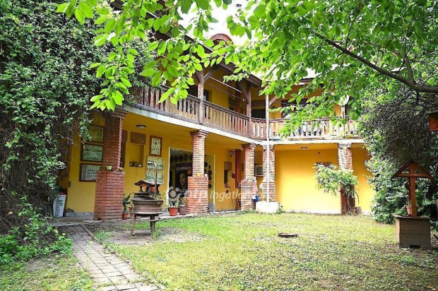 Elad� 455 nm-es h�z Nagyk�ll�