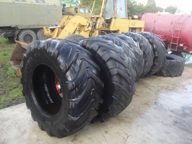 Elad 460/70 R24 -es mret gumi