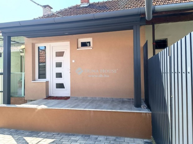 Eladó 47 nm-es ház Gyula