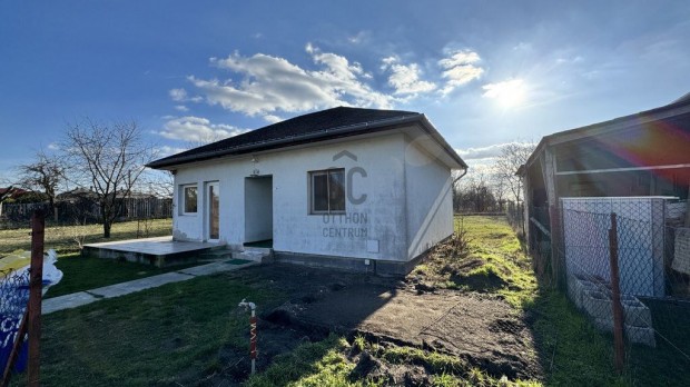 Elad� 48 nm-es h�z R�ckeve