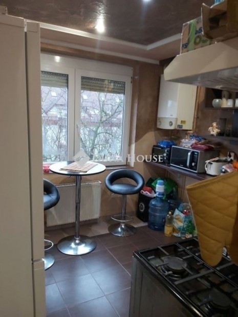 Elad� 49 nm-es lak�s T�k�l