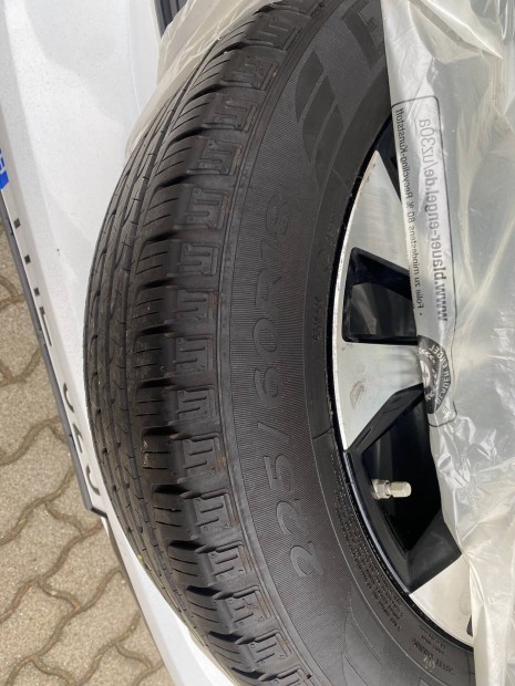 Eladó 4 Lexus felni 4 nyári gumival