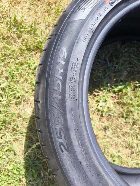 Eladó 4 darab Hankook Ventus S1 Evo3 EV 104w 255/45 R19 nyári gumi
