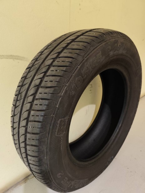 Elad 4 darab Semperit 195/65 R15 nyri gumi.