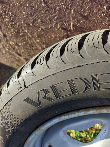 Elad 4 db 13-as tligumi