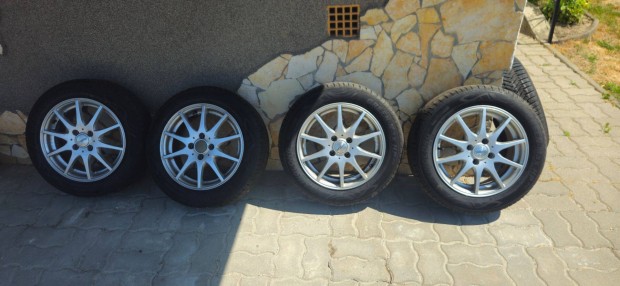 Eladó 4 db 185/60 R15 88H Linglong nyári gumi Dezent felniken