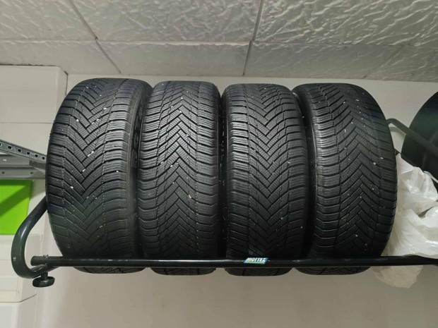 Elad 4 db 205/55 R16 91V tli gumi acl felnin