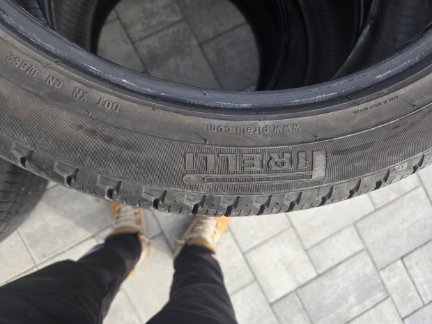 Elad 4 db 4 vszakos gumi.