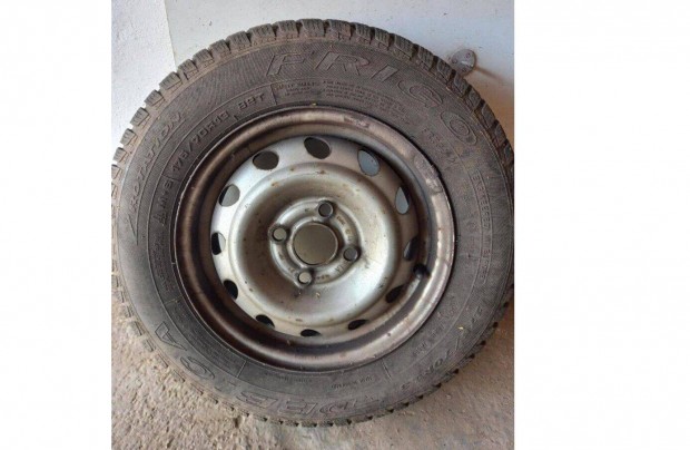 Elad 4 db Lemezfelni R13 4x100 - F astrn volt
