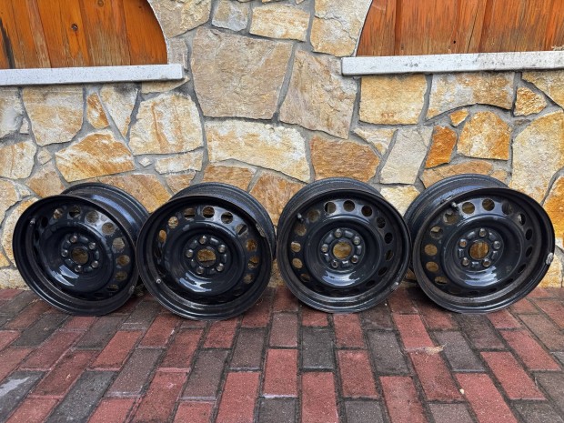 Eladó 4 db Suzuki S-Cross 16" acélfelni - Tpms szenzorral
