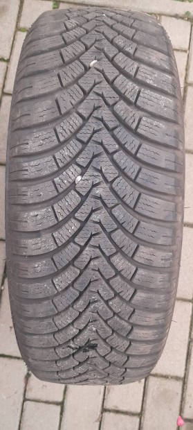 Elad 4 db. hasznlt tli gumi felnivel