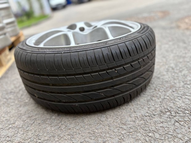 Eladó 4 db alufelnis nyári gumi
