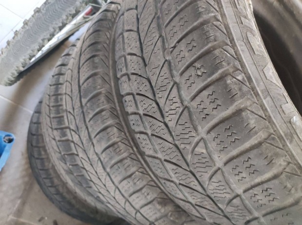 Elad 4 db hasznlt 175/70R13 tligumi lemezfelnivel