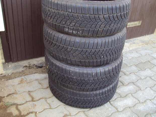 Elad 4 db tligumi ! 205/55R 16 !