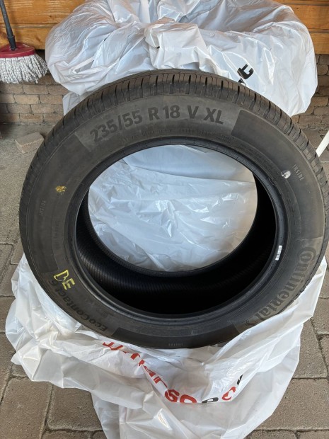Elad� 4 db teljesen �j Continental Ecocontact 6 235/55 R18 ny�ri gumi
