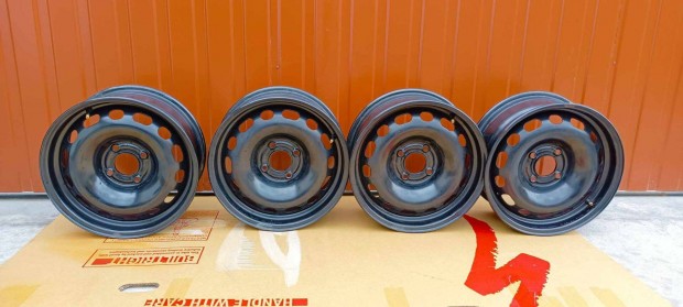 Elad 4 db j llapot 15" lemezfelni!