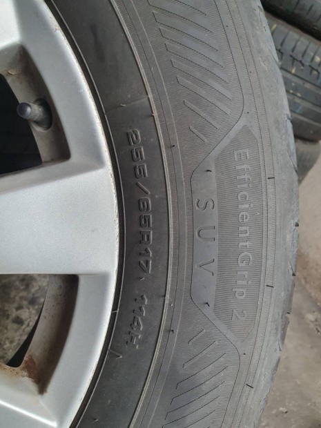 Elad 4 db jszer Mazda CX5 CX7 nyri gumik Mazda felnin