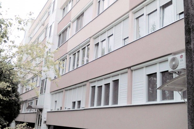 Elad� 4 szob�s, 83 m-es lak�s Hajd�szoboszl� sz�v�ben