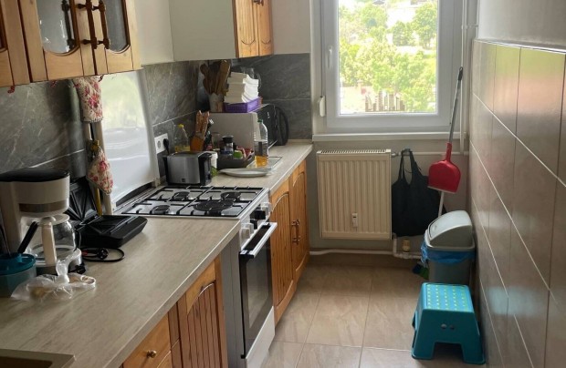 Elad� 4 szob�s budai lak�s