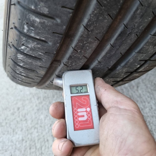 Eladó 4db 225/50 R17 nyári gumi