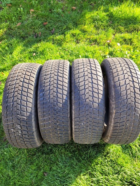 Elad 4db 225/65 R17 tli gumi