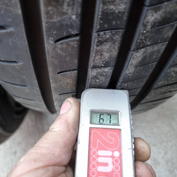 Eladó 4db 225 /70 R16 nyári gumi