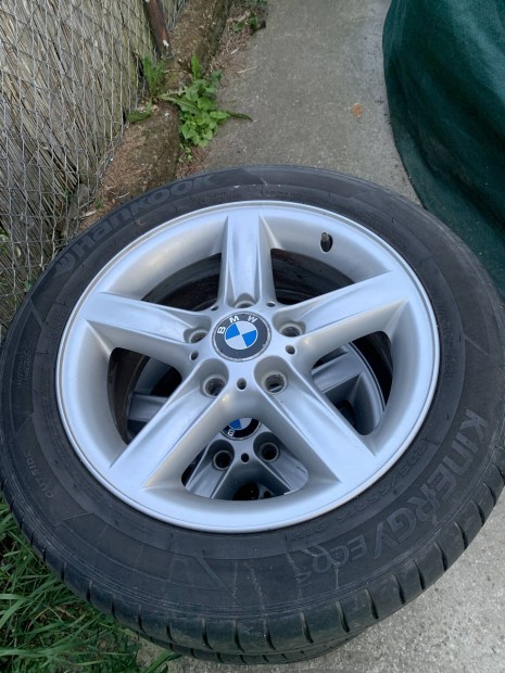 Elad 4db BMW Alufelni 7x16 nyrigumival Hankook 205/55 R16