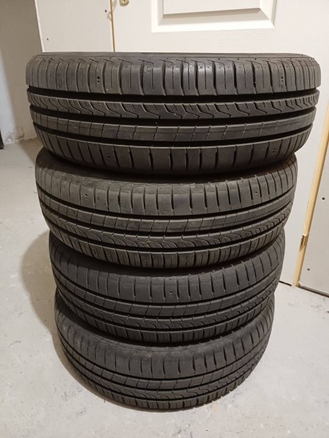 Elad� 4db Hankook ny�rigumi (175/65 R14 82T)