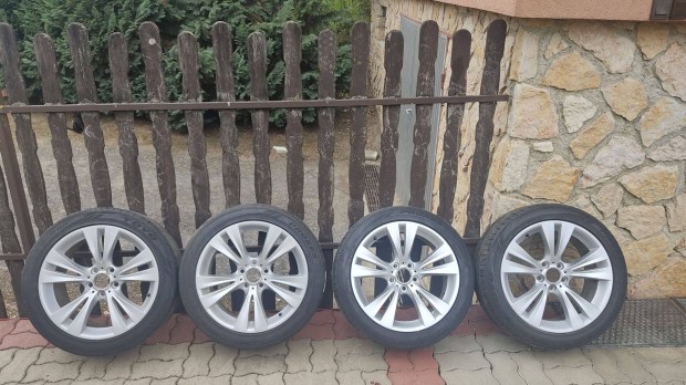 Eladó 4db gyári BMW felni+gumi