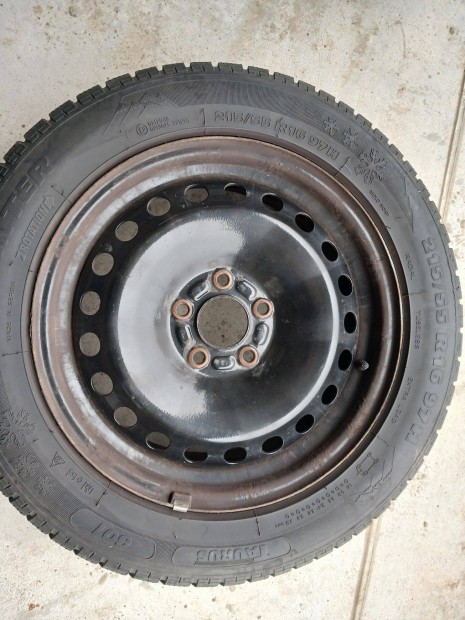 Elad 4db tligumi + l.felni