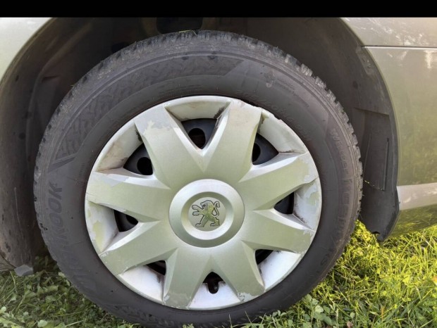 Elad 4db j Hankook tli gumi+felni