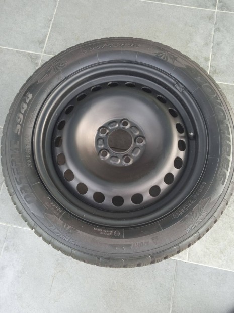 Eladó 4db újszerű télikerék Focos,Mondeo,C max