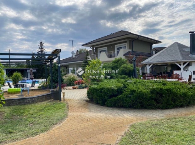 Elad� 500 nm-es h�z Debrecen