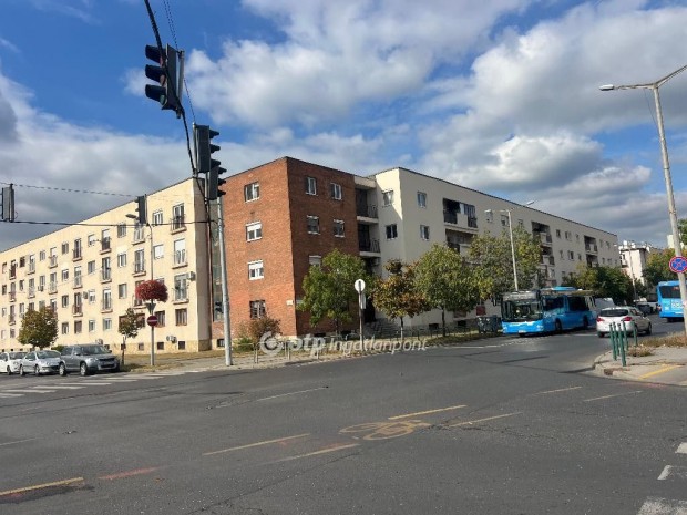 Elad� 50 nm-es �jszer� �llapot� t�gla lak�s Budapest XXI. ker�let