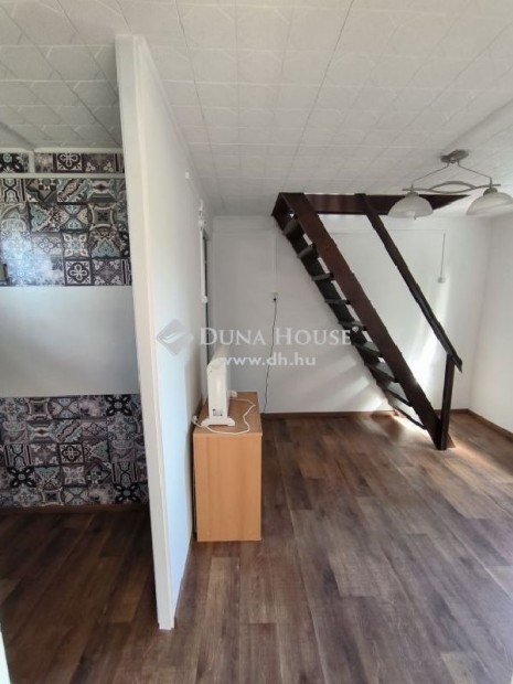 Elad� 50 nm-es h�z G�rdony