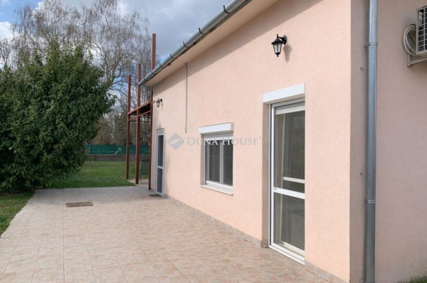 Elad� 50 nm-es h�z Kiskunlach�za