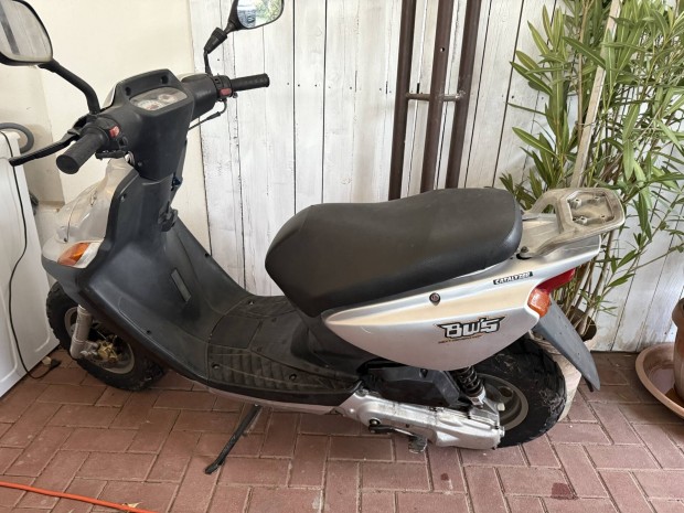 Elad� 50cm robog�