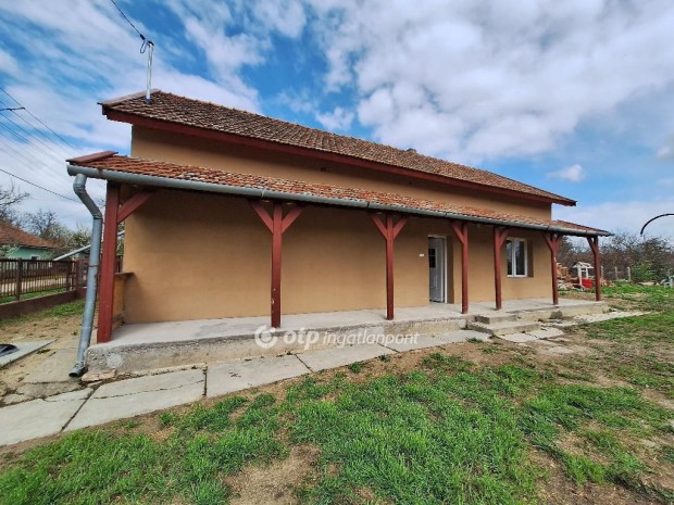 Elad� 53 nm-es h�z Ab�dszal�k